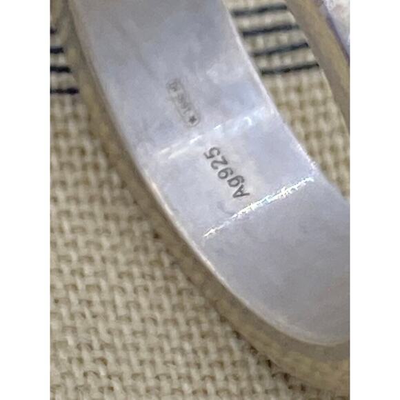 Authentic Gucci Sterling Silver Bee and GG Motif Ring - Size 8.5 - Picture 5 of 10